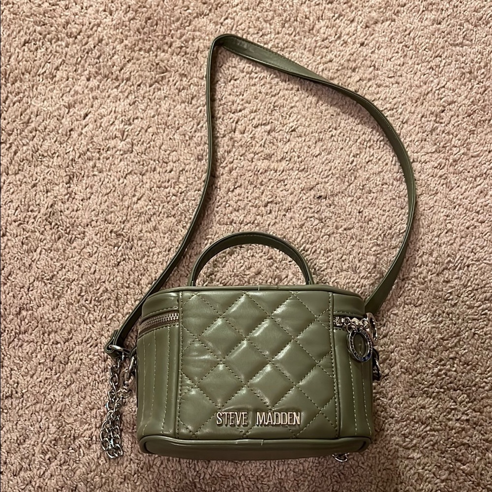 Steve Madden Olive Quilted Crossbody Bag
